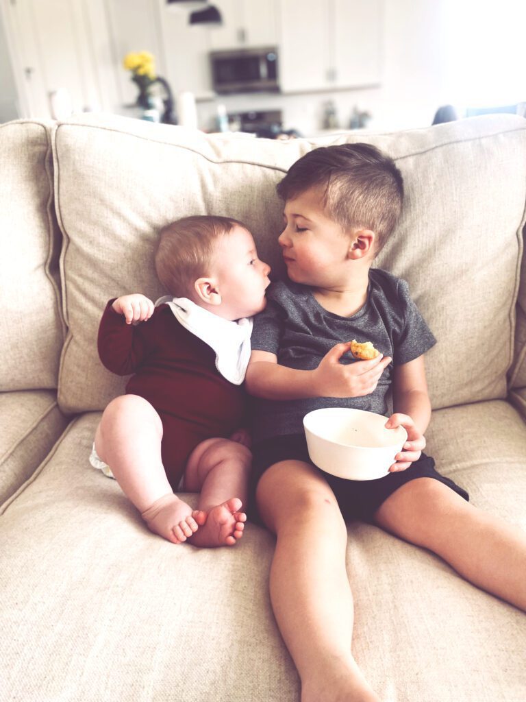 kids looking at each other